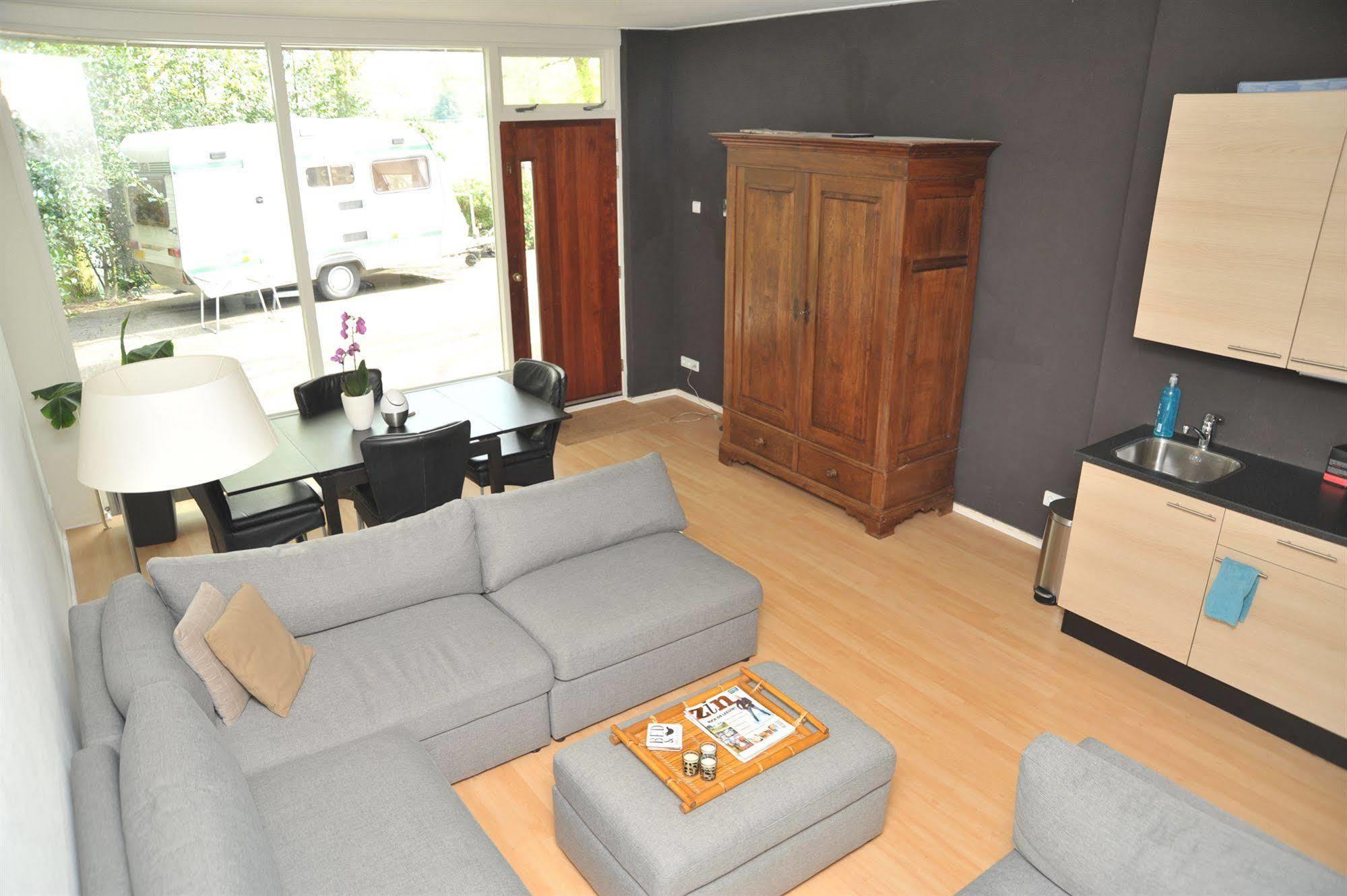 B&B Op De Brabantse Wal Halsteren 외부 사진